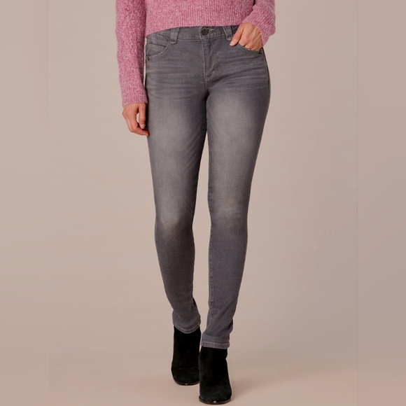 NWT Democracy 16 Gray Jegging Jeans - Picture 1 of 5